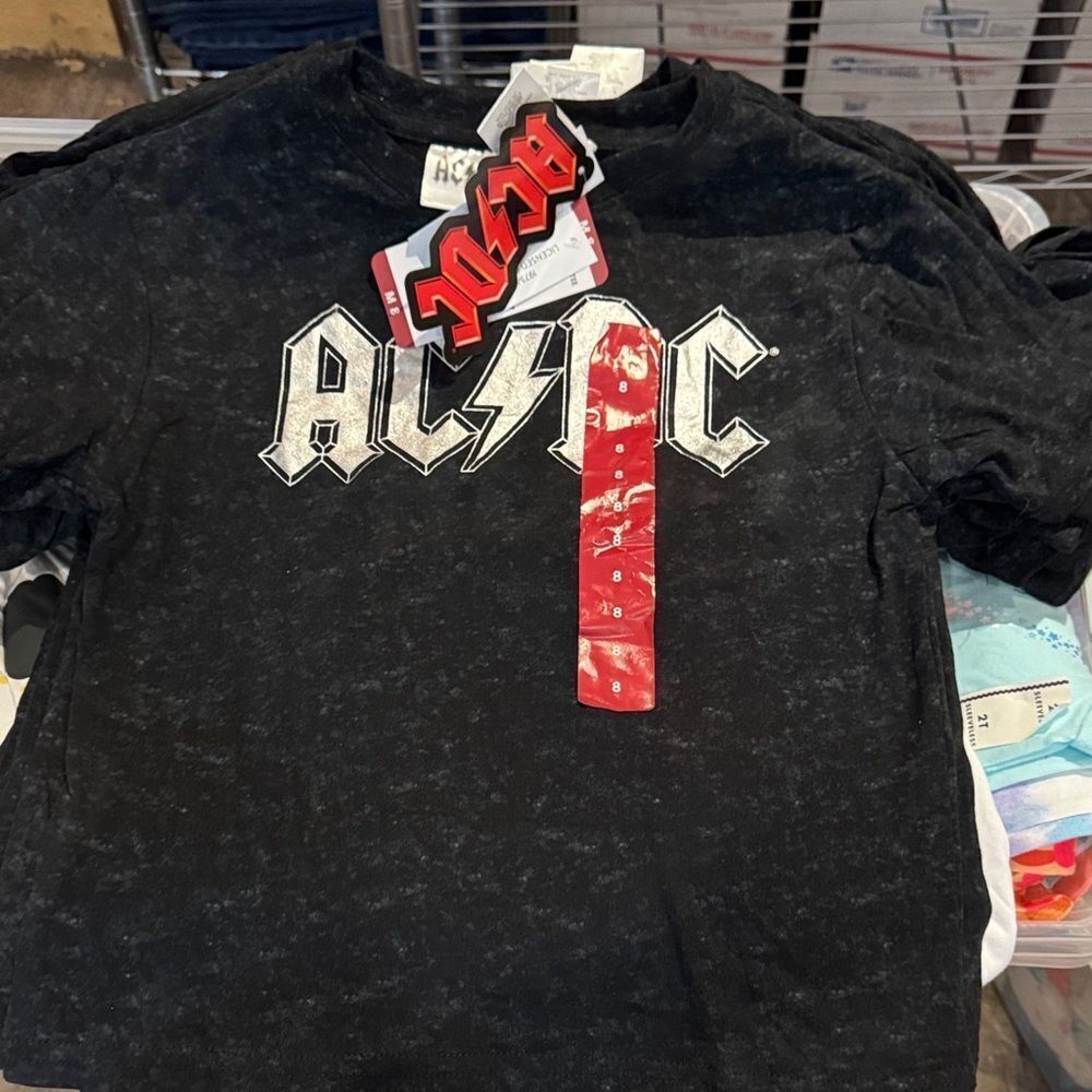 NWT Kids ACDC Short Sleeve t-shirt‎